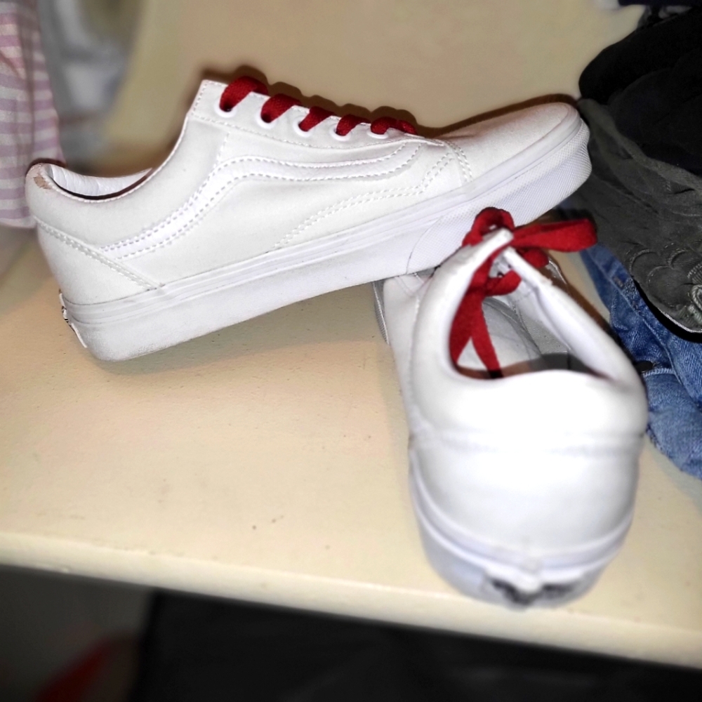 White Vans, With Red Strings - image 3
